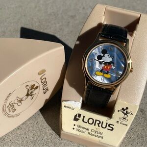 Vtg Disney Mickey Mouse Lorus Quartz Water Resistant Character Wrist Watch RR102